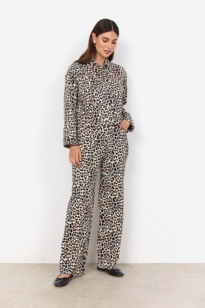 Leopardmönstrad jeansjacka med krage - Bild 2