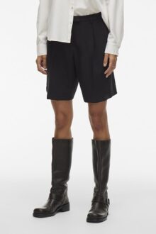 Knälånga kostymshorts